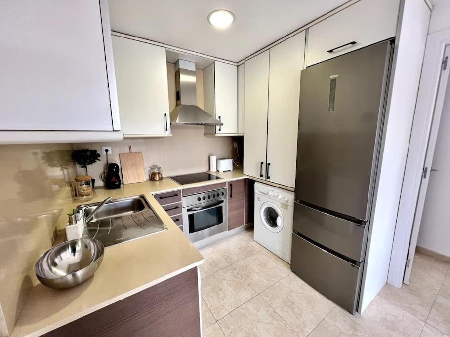 Acogedor Apartamento Entero Terrassa Exterior foto